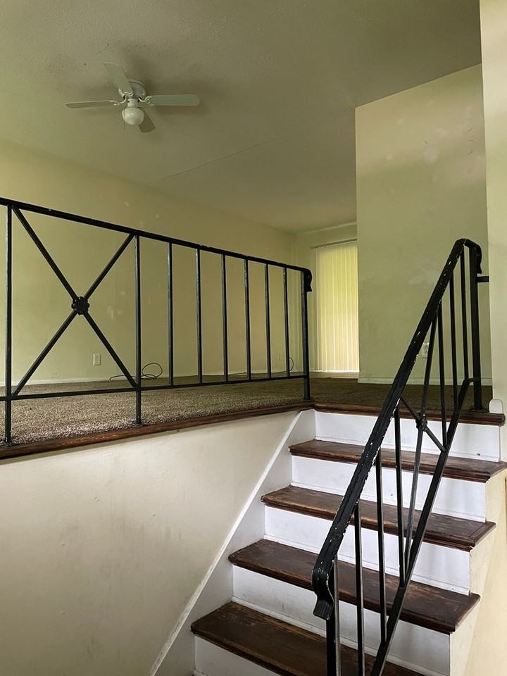 8504 E 93rd St - Photo 7 of 11