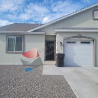 featured image of 1711 W 8th St