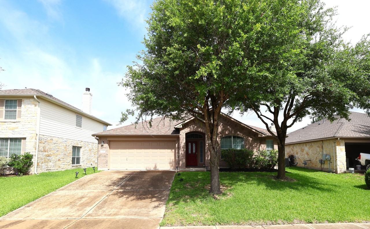 3216 Taylor Falls Dr - Photo 2 of 29