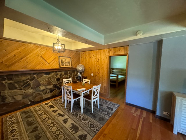 817 W Park Ave - Photo 3 of 13