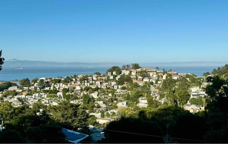 69 Kings Rd - Photo 2 of 14