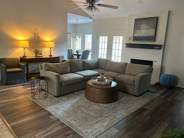 2017 Oakbluff Circle - Photo 4 of 8