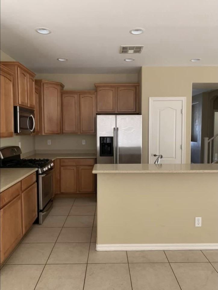14592 W Maui Ln #NA - Photo 4 of 16