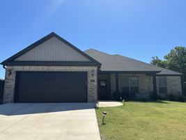 featured image of 204 Vicks Cir #NA