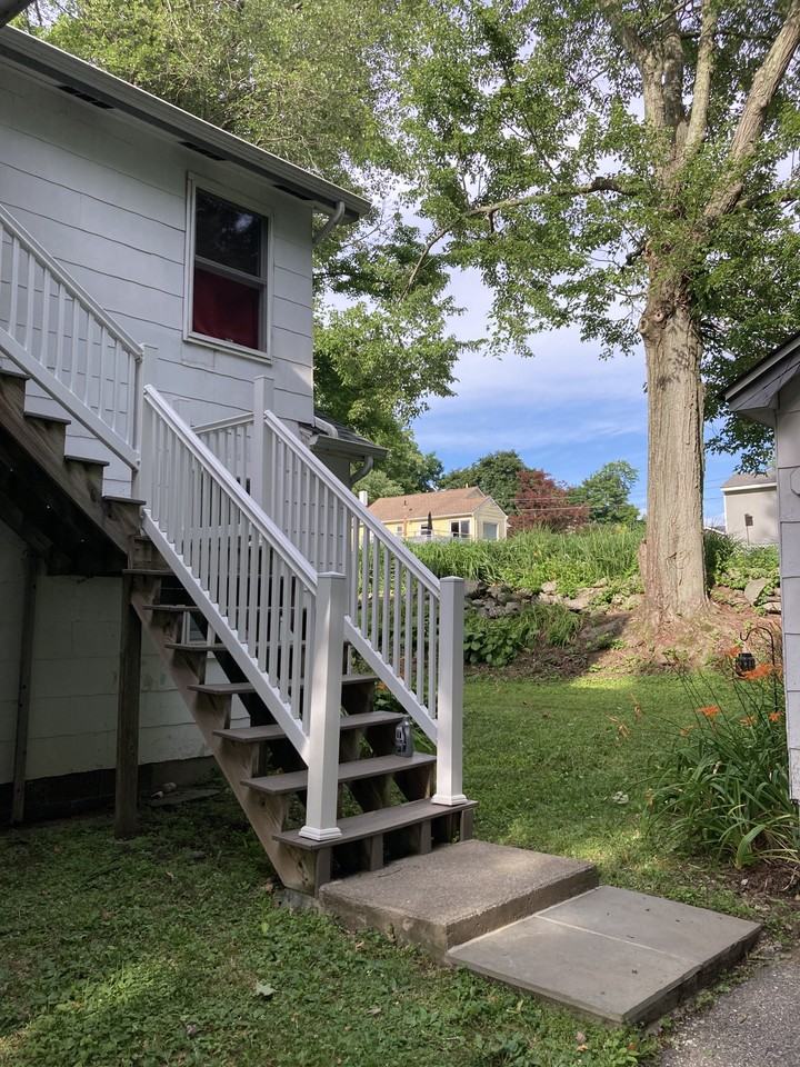 10 Lakeview Ter - Photo 3 of 15