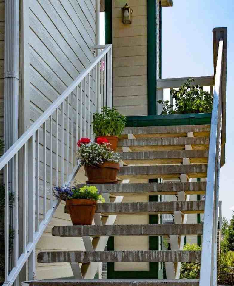 2940 W Villard St #H - Photo 6 of 22