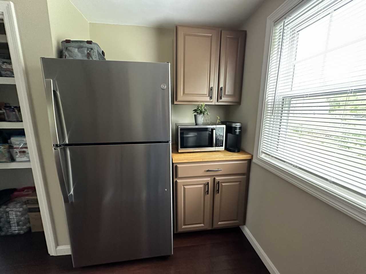 38 Main St #A - Photo 6 of 13