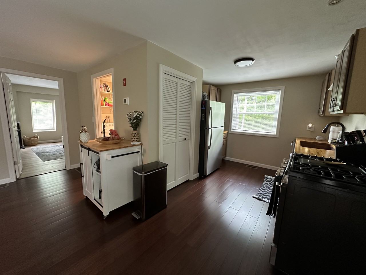 38 Main St #A - Photo 7 of 13