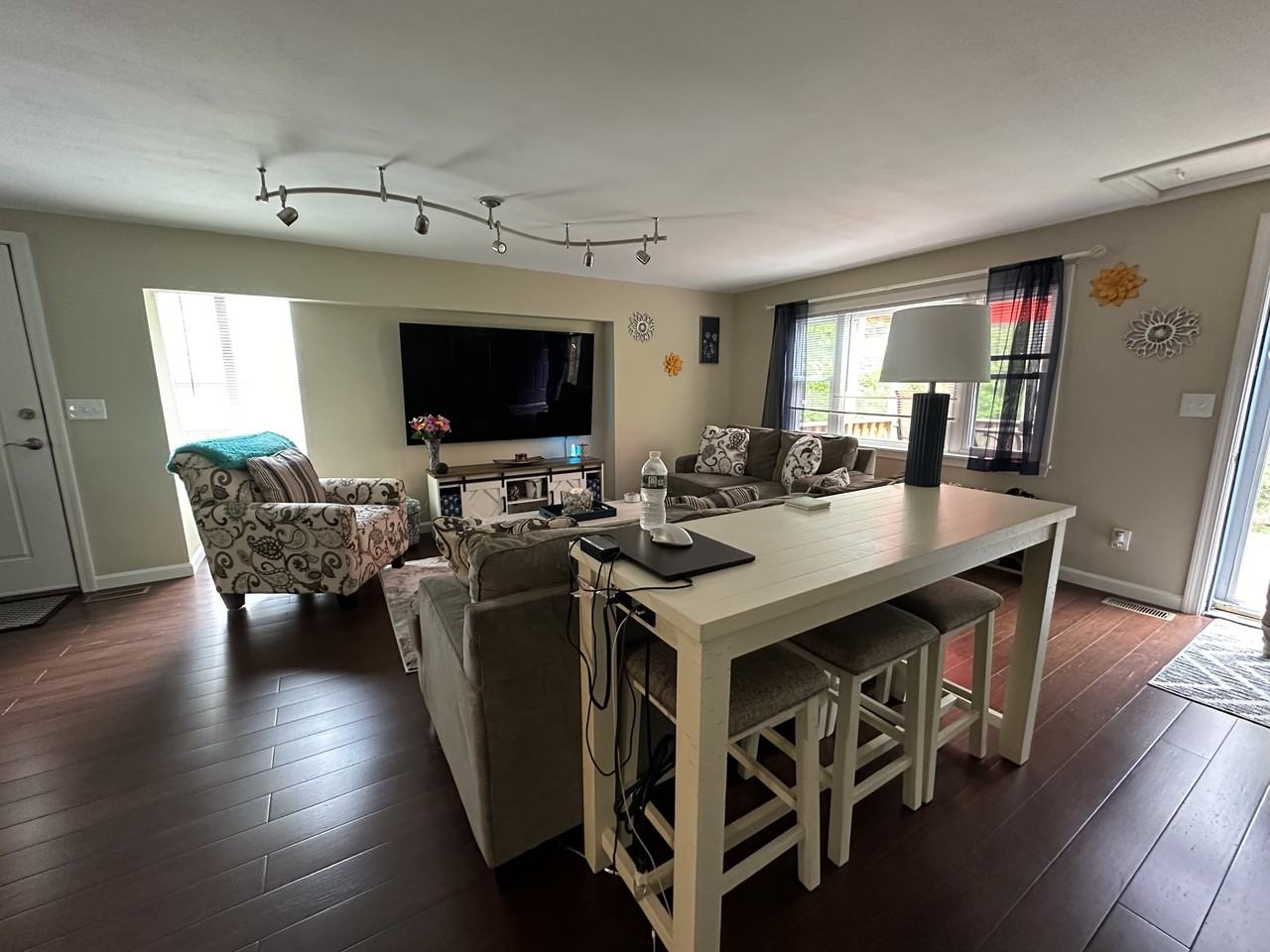 38 Main St #A - Photo 4 of 13