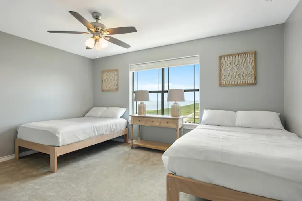 Ocean Blvd #4 - Photo 4 of 14