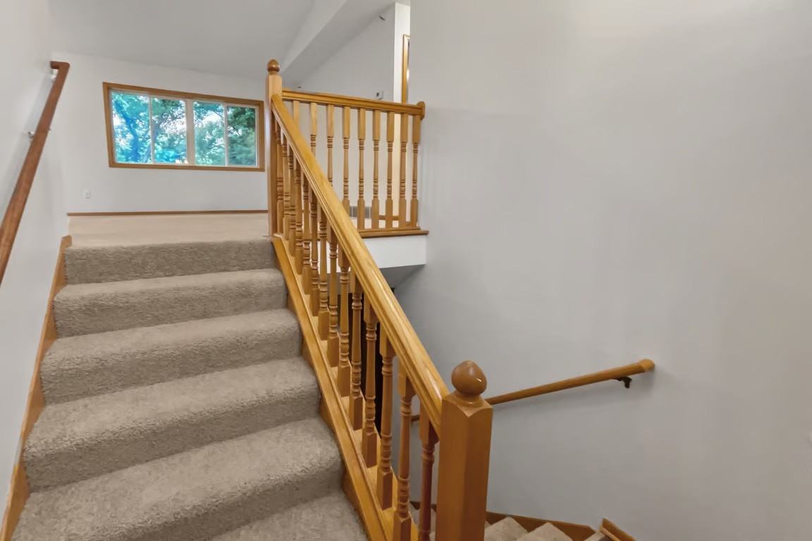 9252 Ryan Place - Photo 3 of 11