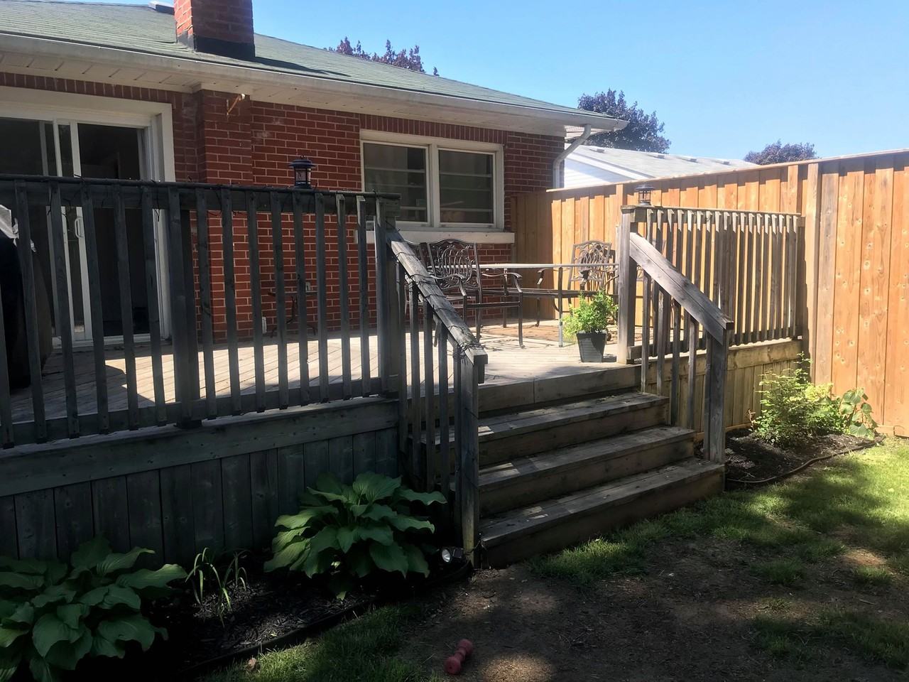 39 A - 39 Kelvin Ave #A - Photo 2 of 11