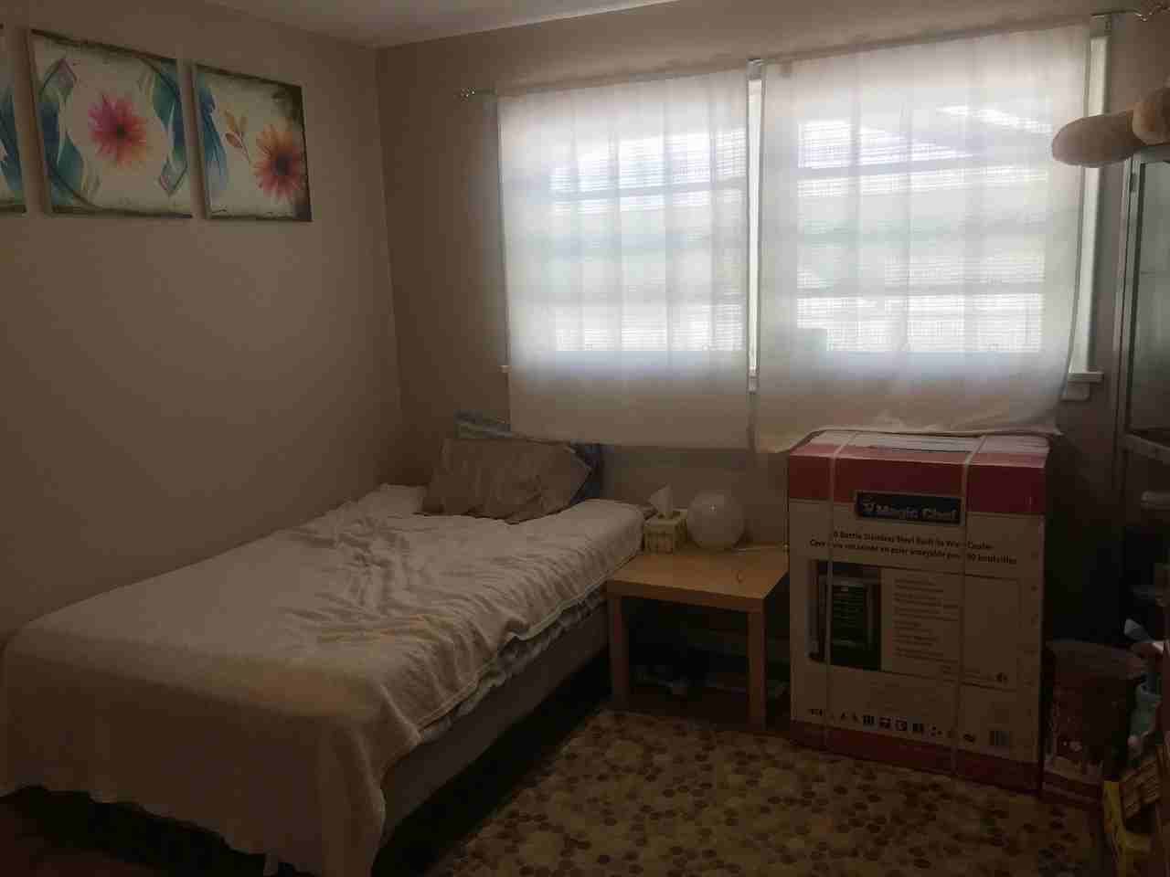 39 A - 39 Kelvin Ave #A - Photo 3 of 11