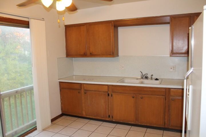 1275 Gentian Dr SE - Photo 3 of 9