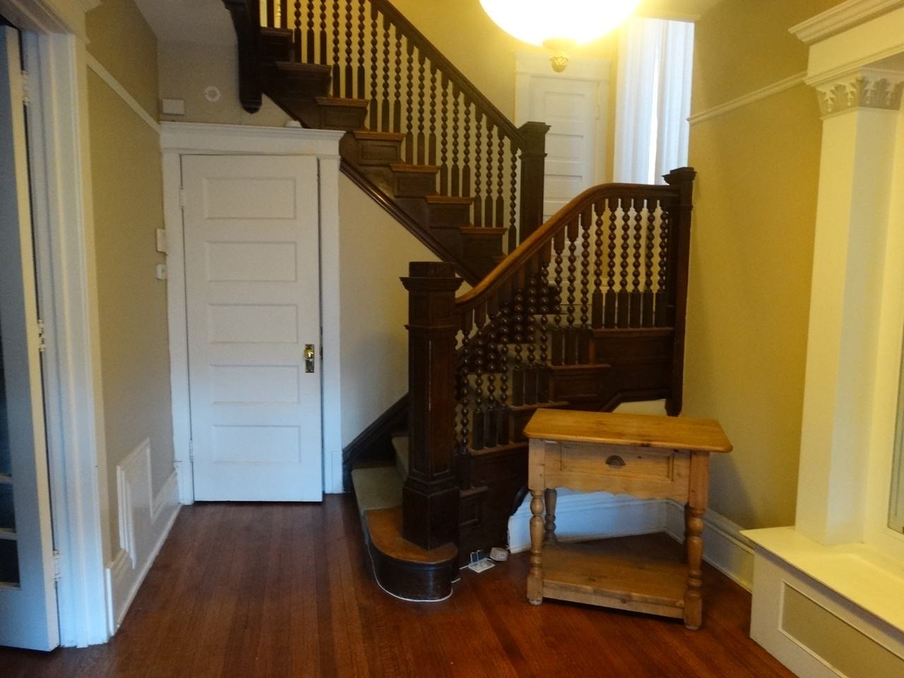 915 Clarkson St #1 - Photo 3 of 28