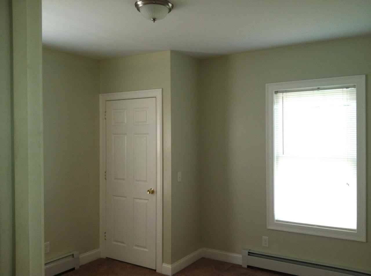 885-887 Belmont Avenue - Photo 3 of 4