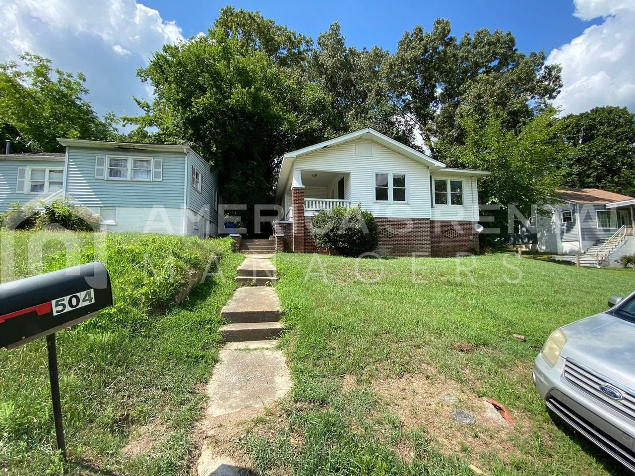 504 9th Ave - Photo 2 of 30