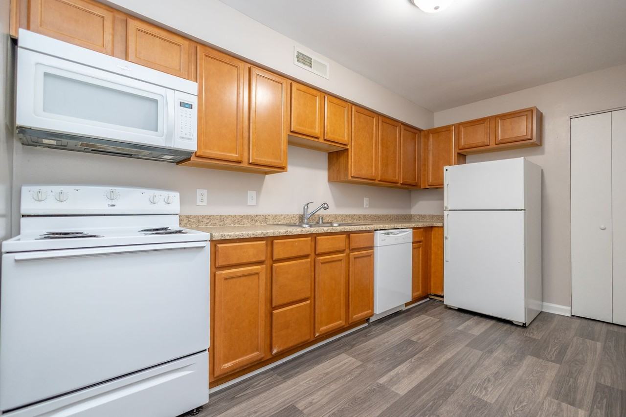 901 Belmont Run - Photo 2 of 14