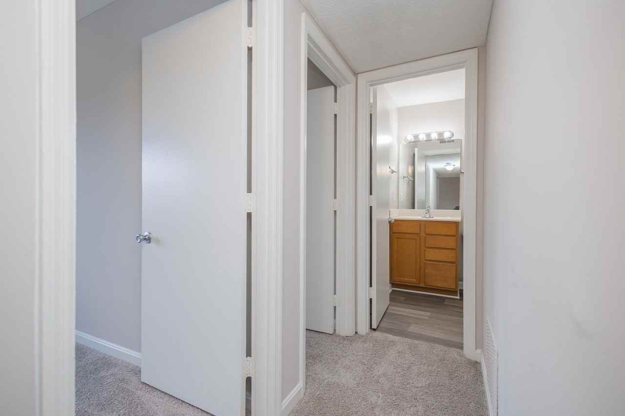 901 Belmont Run - Photo 3 of 14