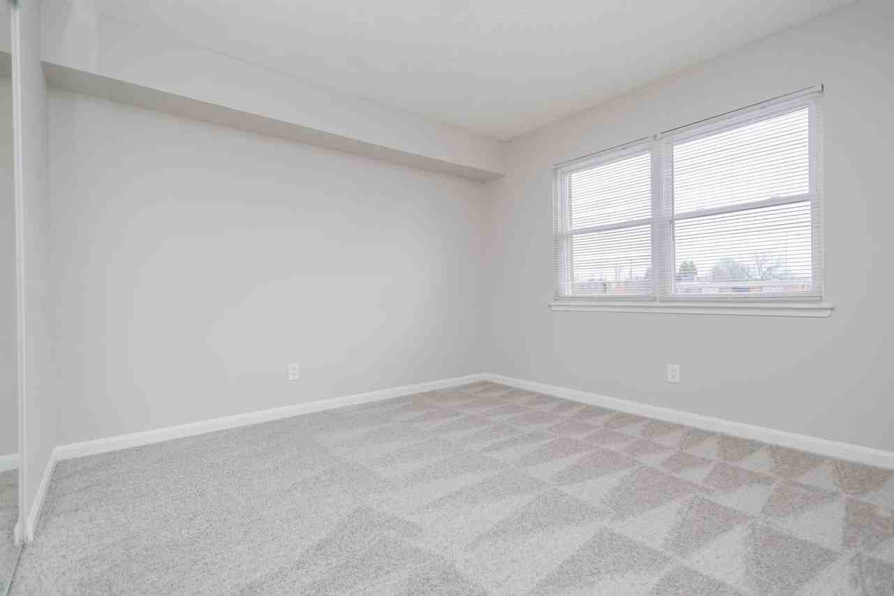 901 Belmont Run - Photo 4 of 14