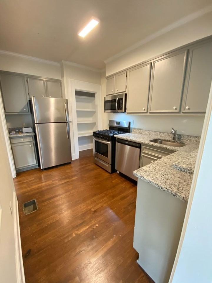 1365 N Highland Ave - Photo 3 of 7