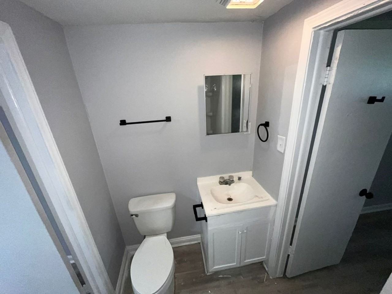 Cottage Gardens - Photo 2 of 7