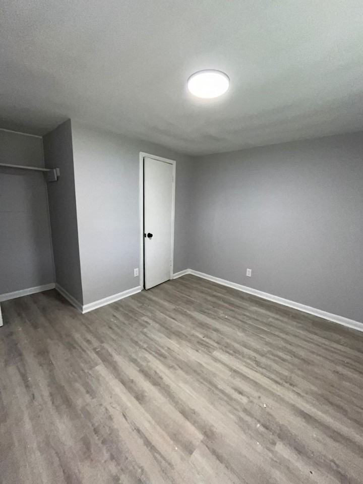 Cottage Gardens - Photo 3 of 7