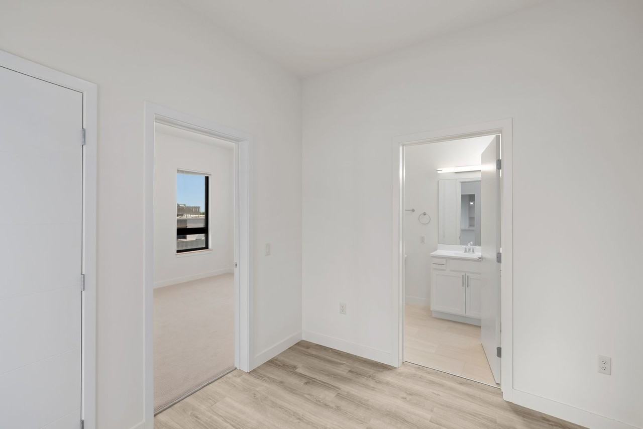 70 Cambrian Way - Photo 2 of 17