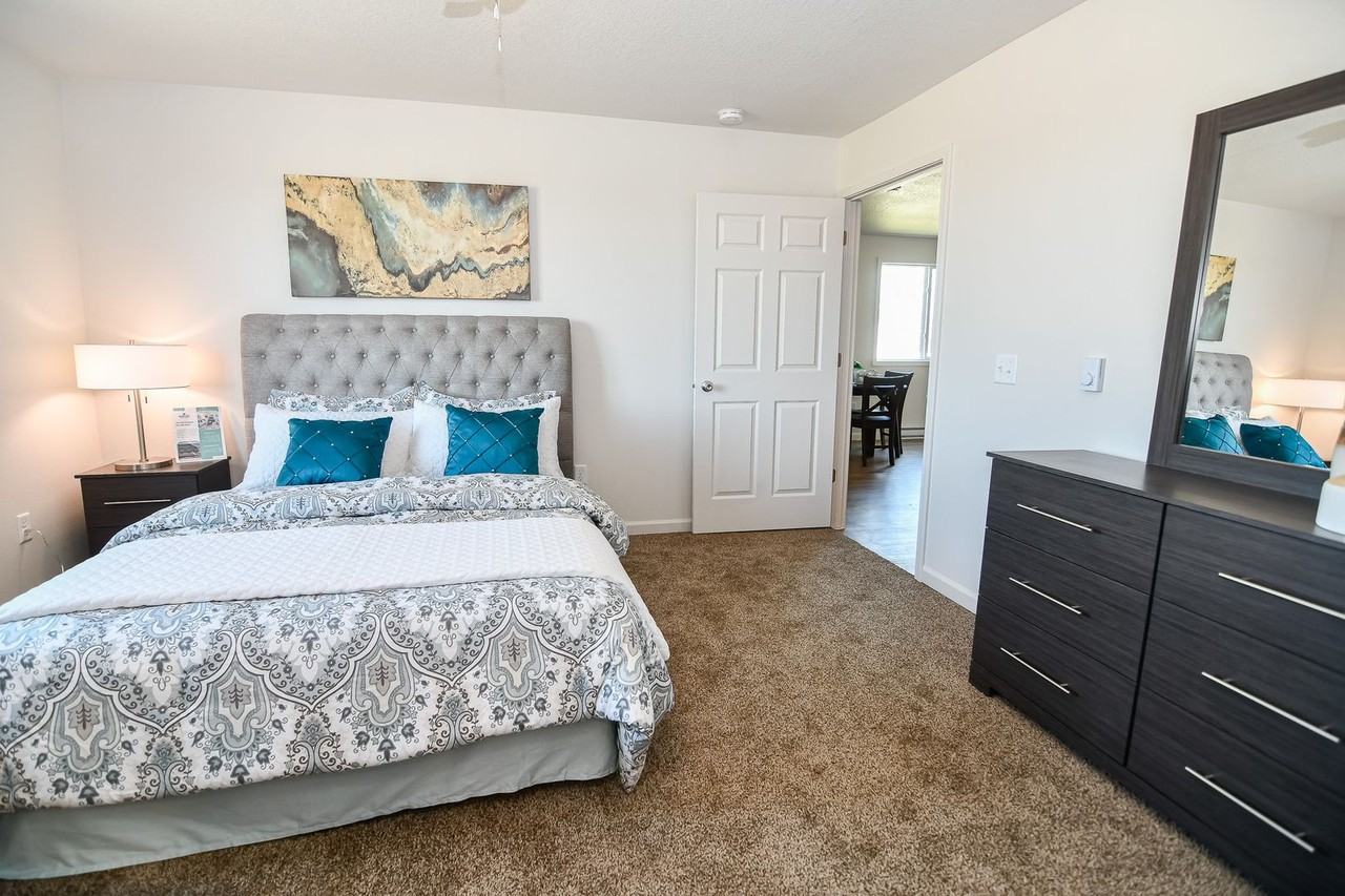 831 Robin - Photo 3 of 32