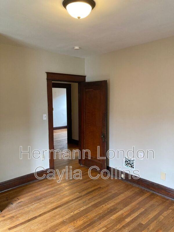 5340 Bancroft Ave #2F - Photo 3 of 22