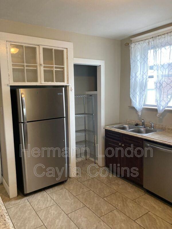 5340 Bancroft Ave #2F - Photo 5 of 22