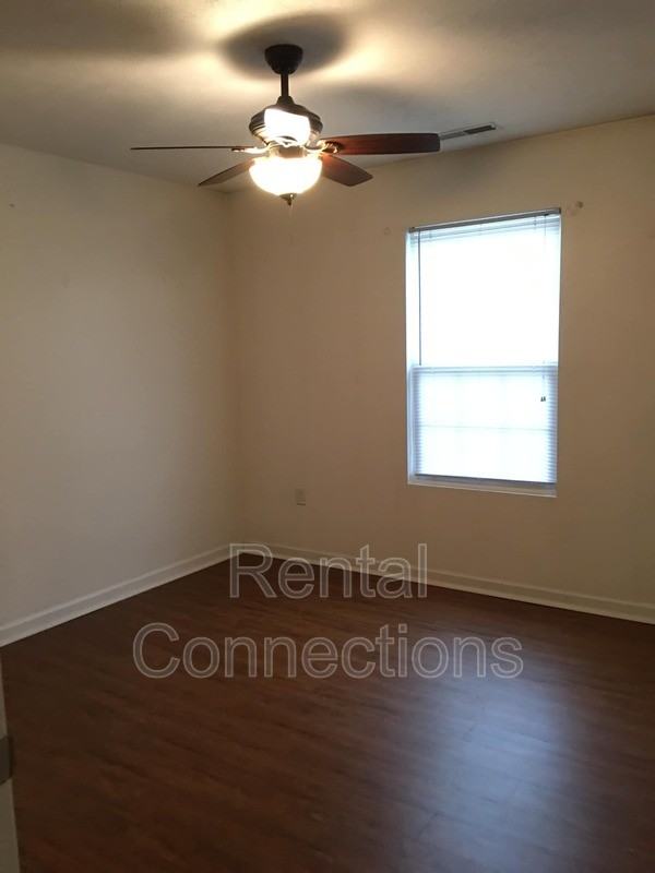 2100 W Orchard St Apt A #A - Photo 3 of 8