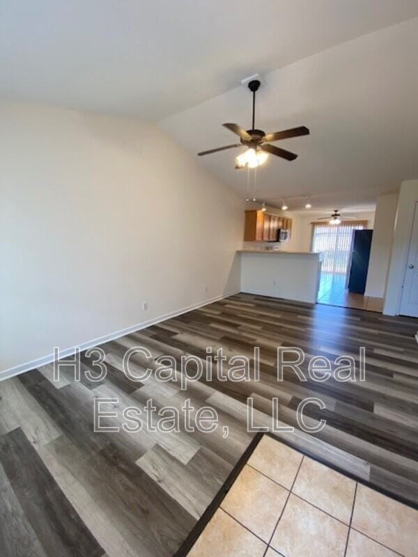 55 Crimson Ct #B - Photo 2 of 16