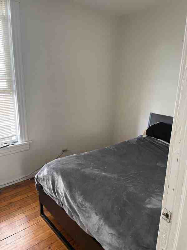 1928 N Drake Ave #2R - Photo 2 of 6