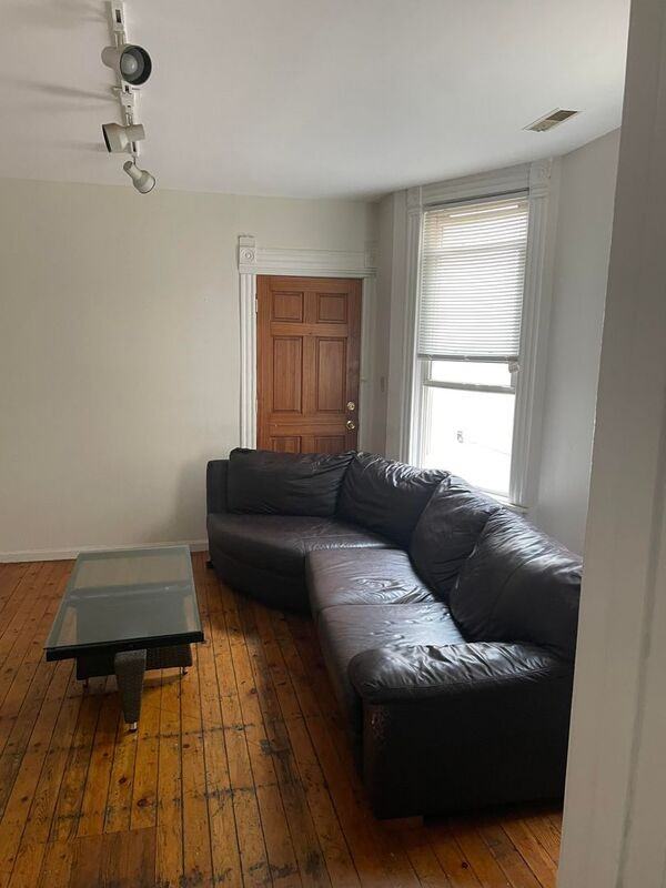 1928 N Drake Ave #2R - Photo 5 of 6