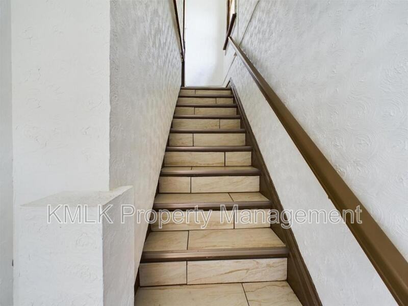 187 W Long St - Photo 6 of 39