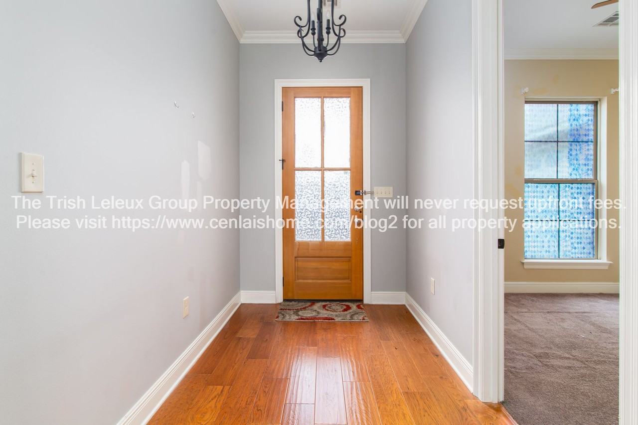 5228 Bluebird Ln - Photo 2 of 17
