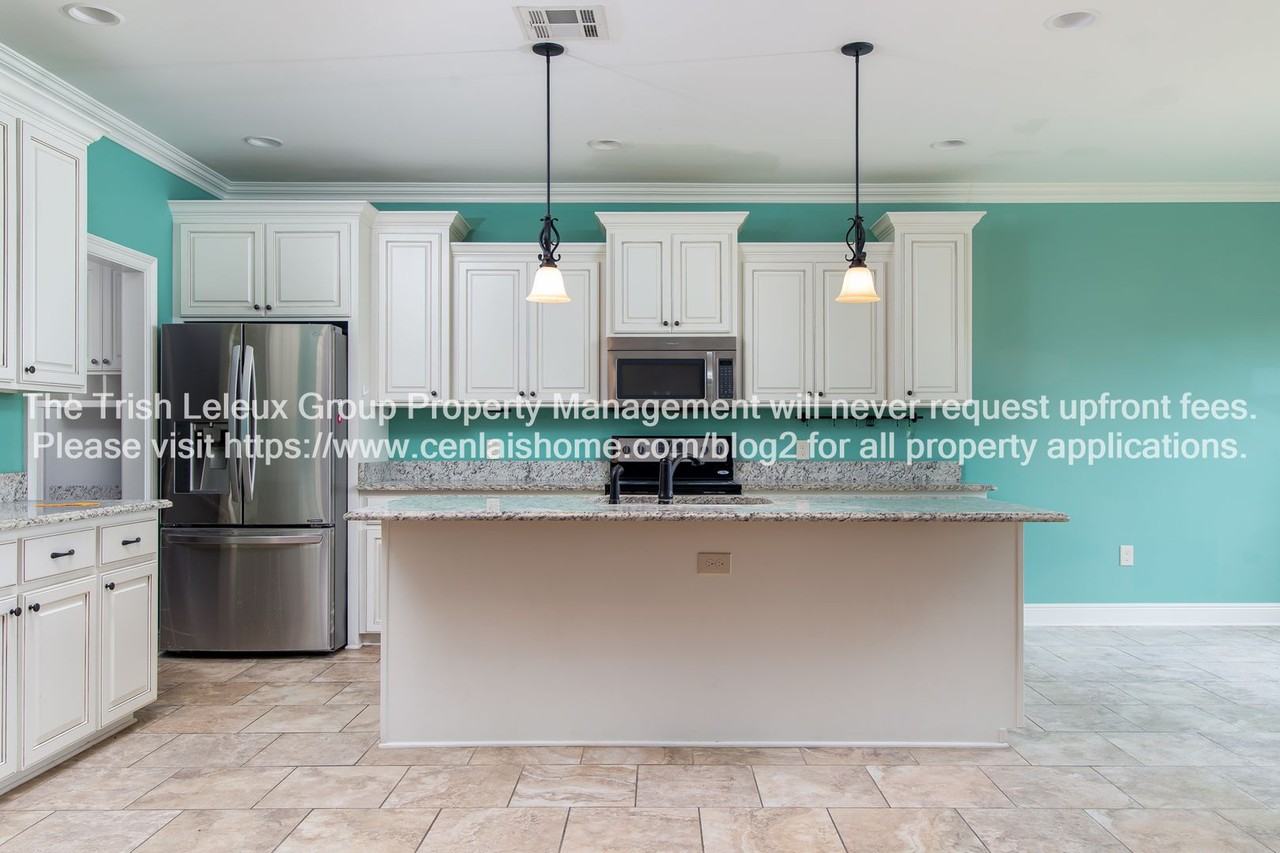 5228 Bluebird Ln - Photo 6 of 17