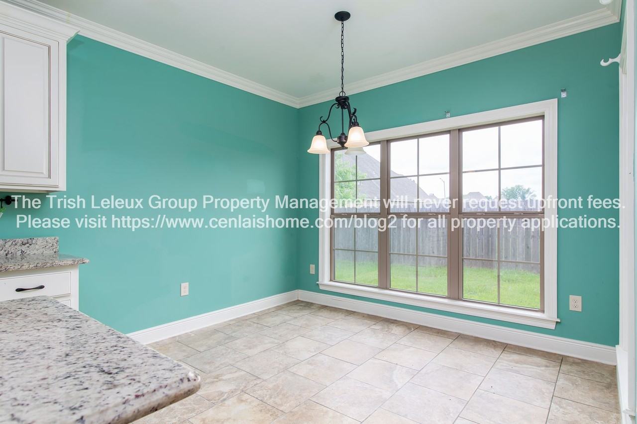 5228 Bluebird Ln - Photo 7 of 17