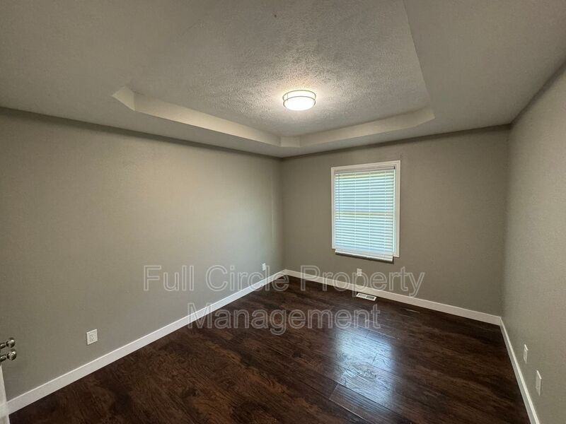 2710 N 1St St #4 - Photo 3 of 14