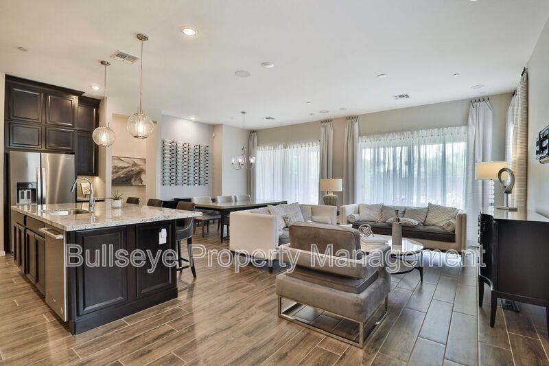 2152 N 141st Ave - Photo 7 of 46