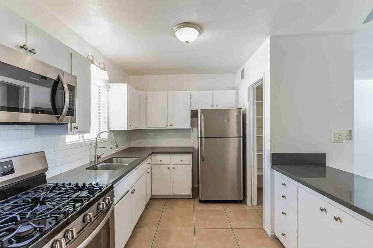 655 S. Thornhill Road - Photo 2 of 30