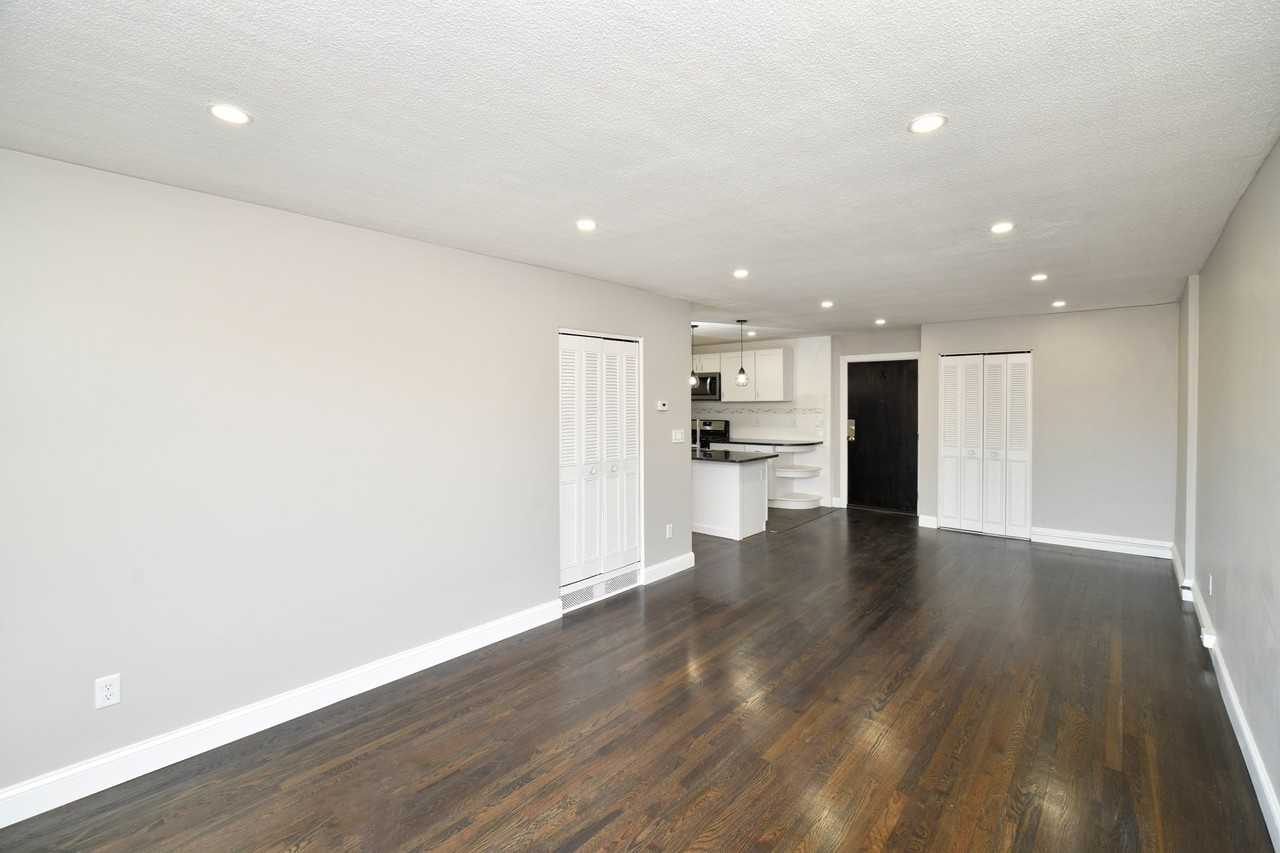 800 Hyde Park Avenue #37 - Photo 4 of 8