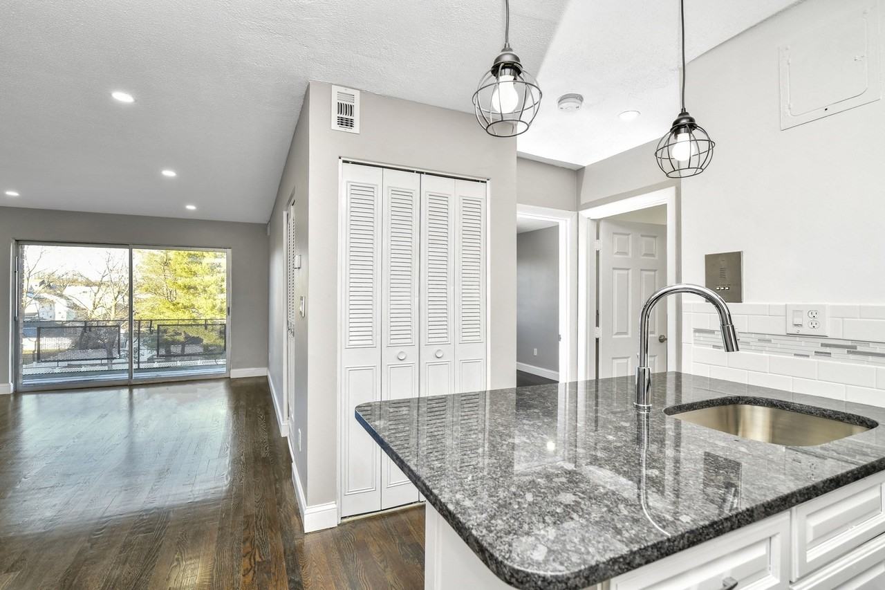 800 Hyde Park Avenue #37 - Photo 7 of 8