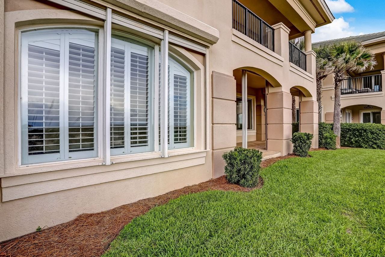 5284 Sea Chase Dr #1 - Photo 5 of 50