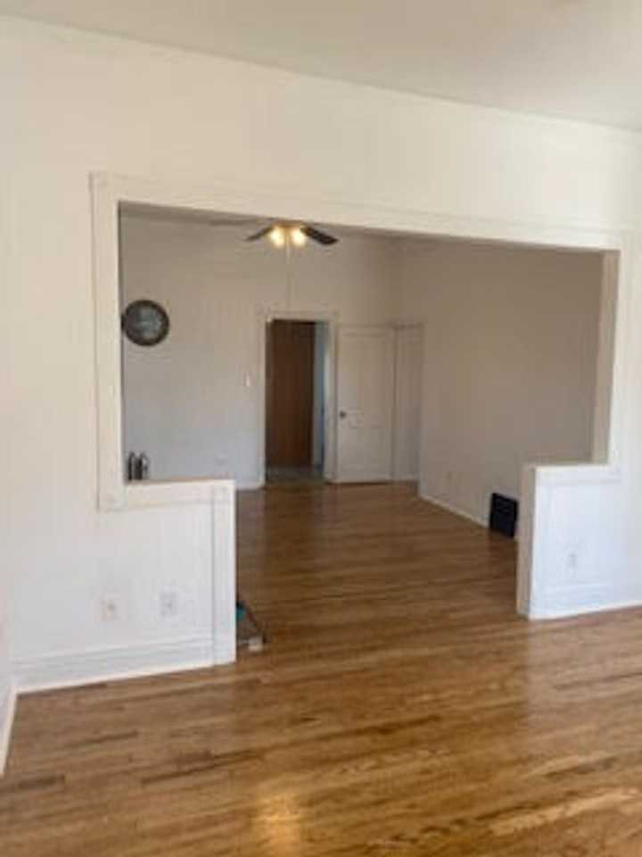 1405 Garfield Ave - Photo 4 of 32