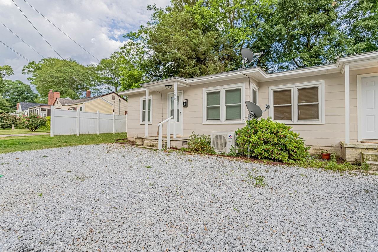 Darlington Ave 100 - Photo 2 of 3