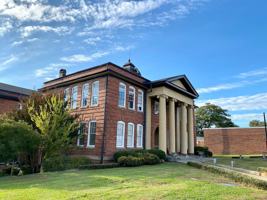 featured image of 304 Church St