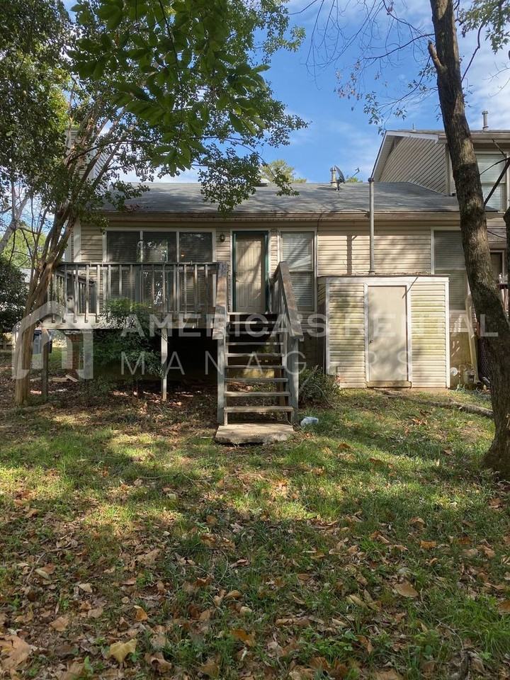 3021 Asbury Park Pl - Photo 2 of 17