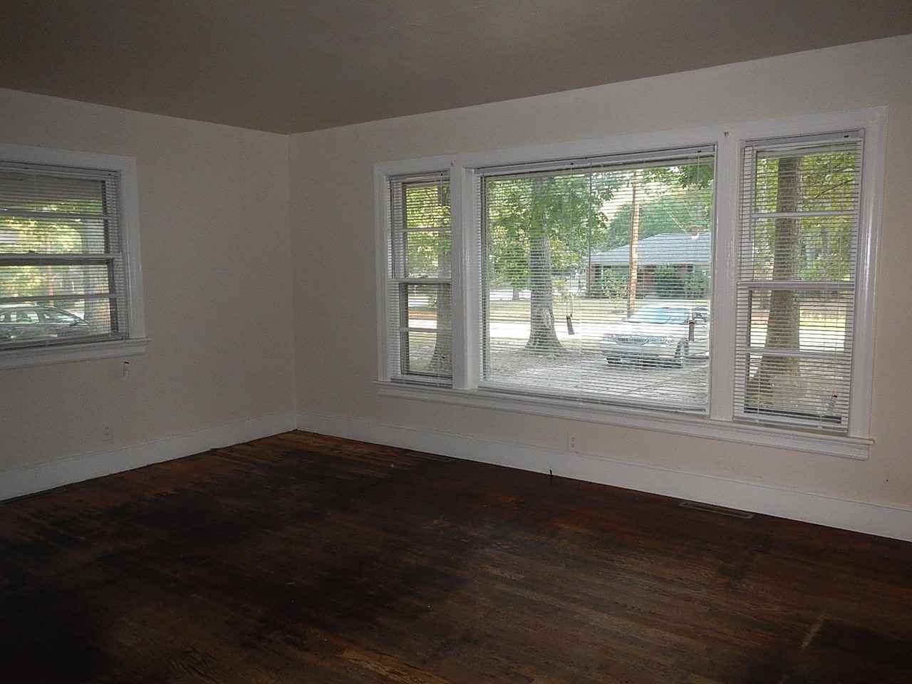 1824 Lynne Ave - Photo 5 of 18